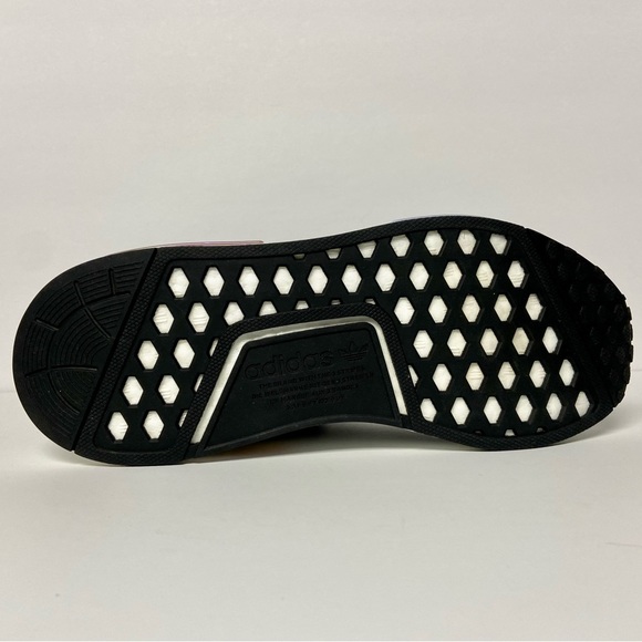 New WOMEN'S ADIDAS ULTRABOOST 5.0 DNA RUNNING SHOES Size 8.5 - Picture 5 of 5